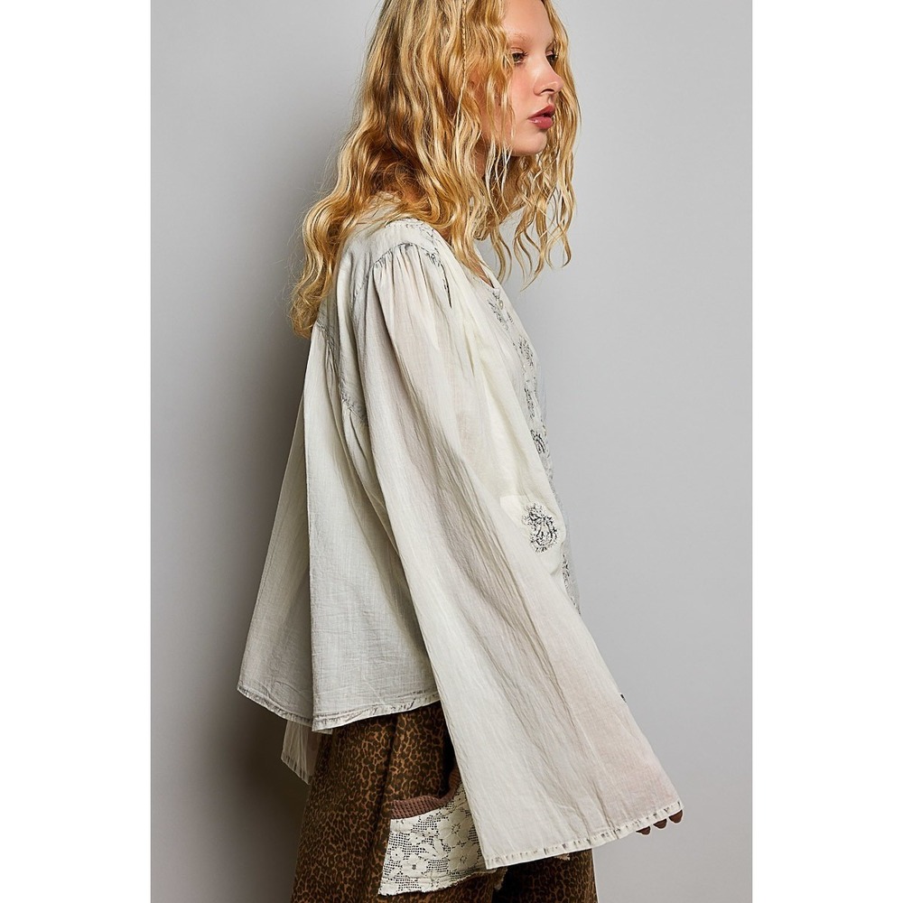 POL Embroidered Button Front Woven Shirt - Large - Picture 2 of 7